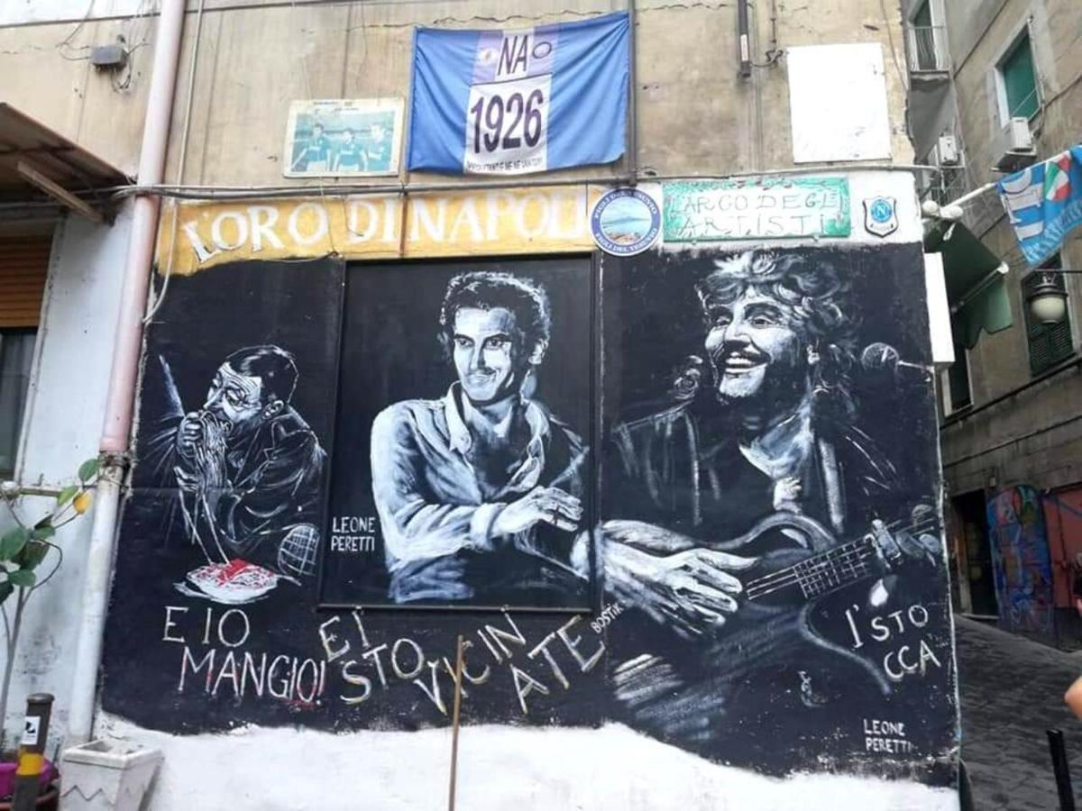 Appartamento I Cenni Di Napoli Luaran gambar